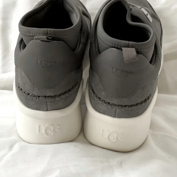 UGG Neutra Logo Panel Sneakers.  Size 11. - Picture 3 of 7